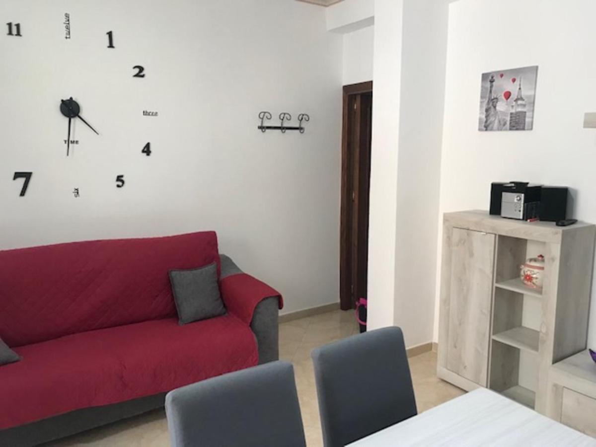 Appartamento 60 Mq A 800 Mt Dalla Spiaggia Capaci Exteriör bild